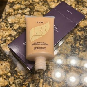 Tarte Amazonian Clay BB Tinted Moisturizer